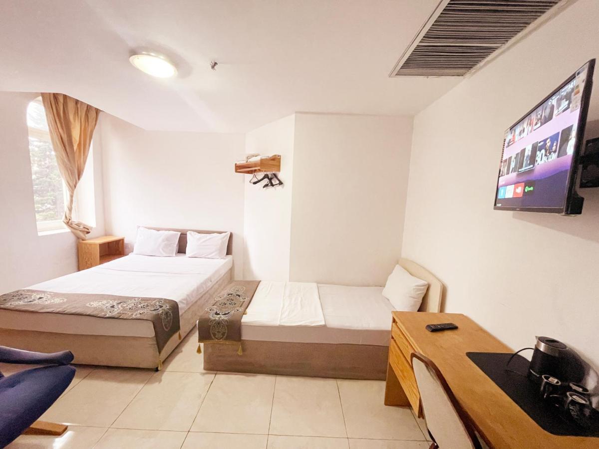 White Horse Hotel Baky Esterno foto